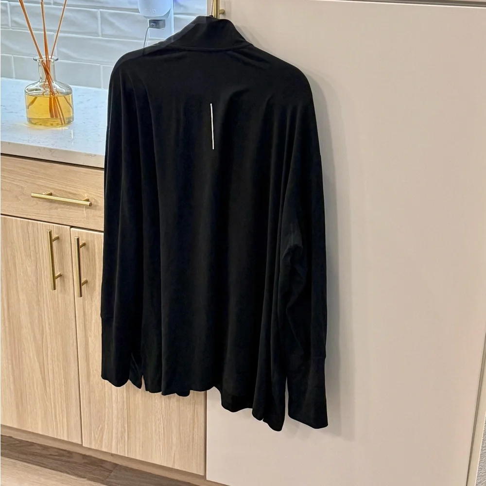 Nike Women Dri-FIT Black Performance Shirt Plus Size - Picture 3 of 3